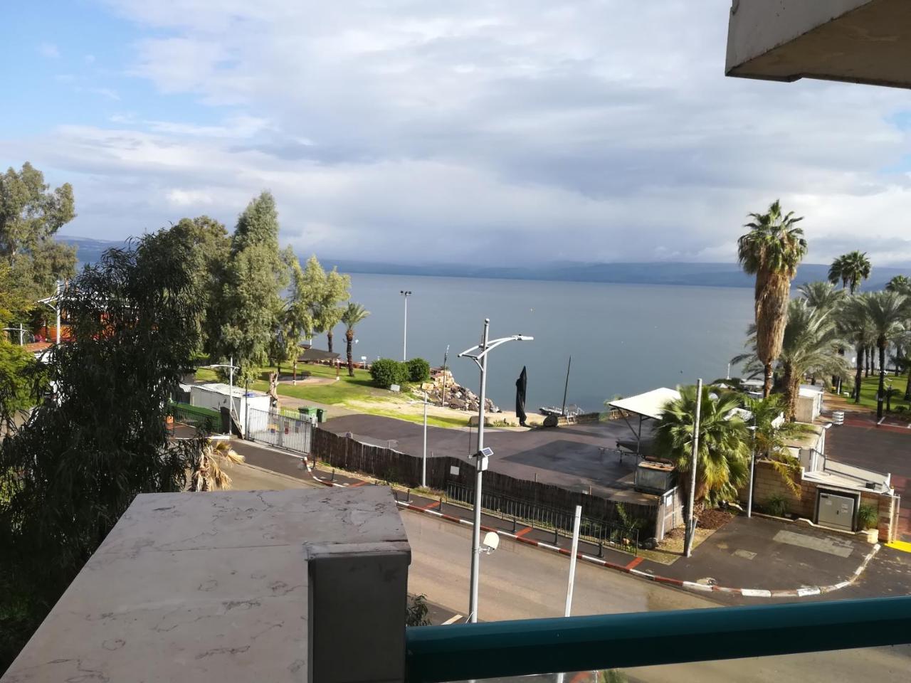 Apartment By The Lake Tiberias Exterior photo